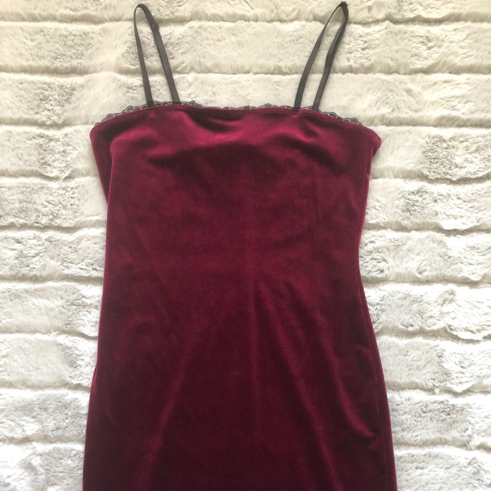 Forever 21 velvet dress size s